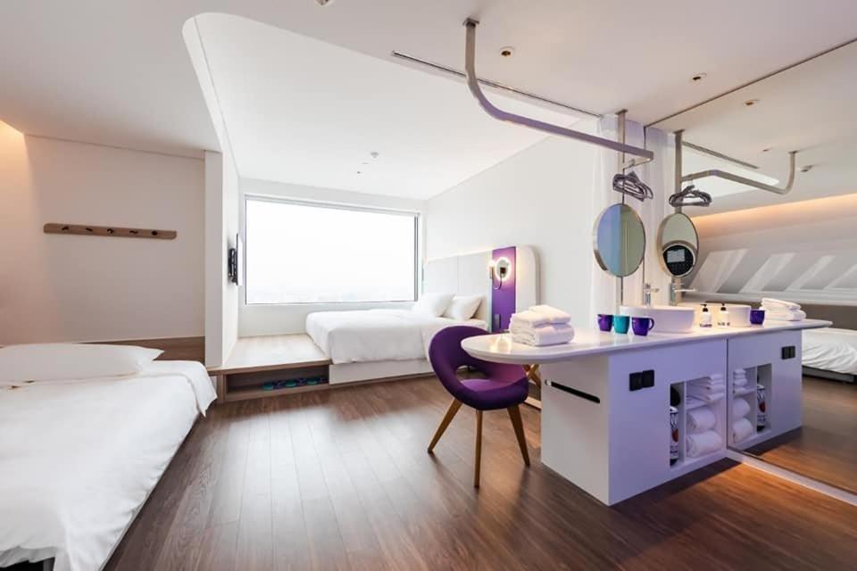 Tru By Hilton Nam Dinh City Centre Esterno foto